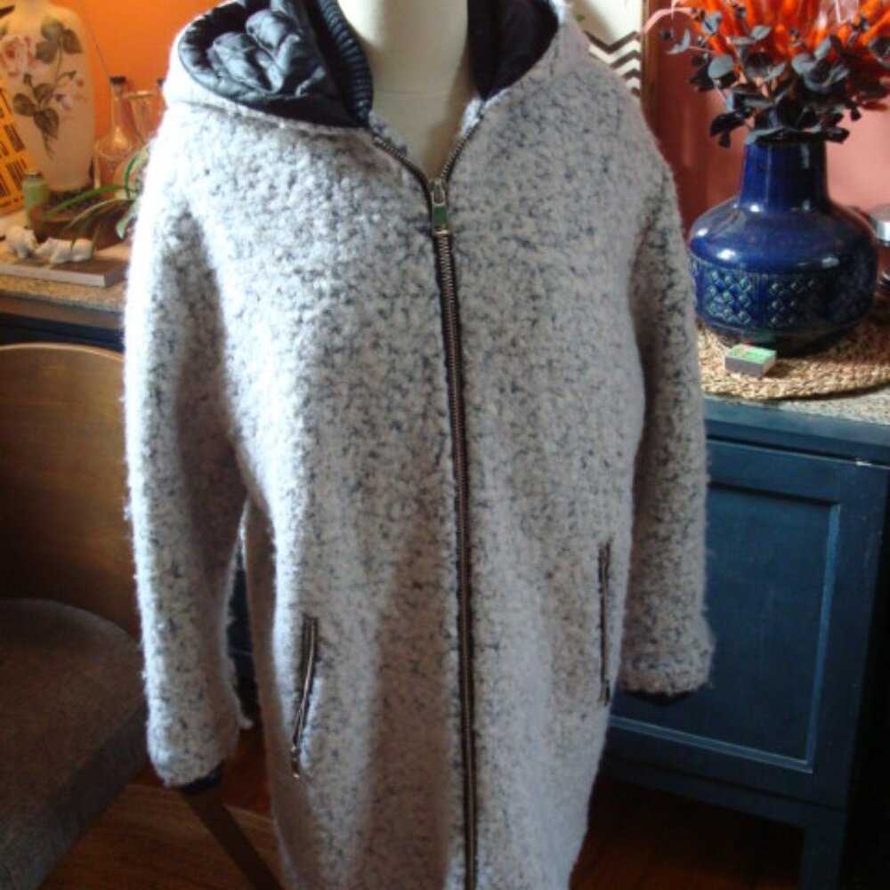 Top Shop Topshop coat jacket wool ? 8 or 10 US gray white black.  Pea coat